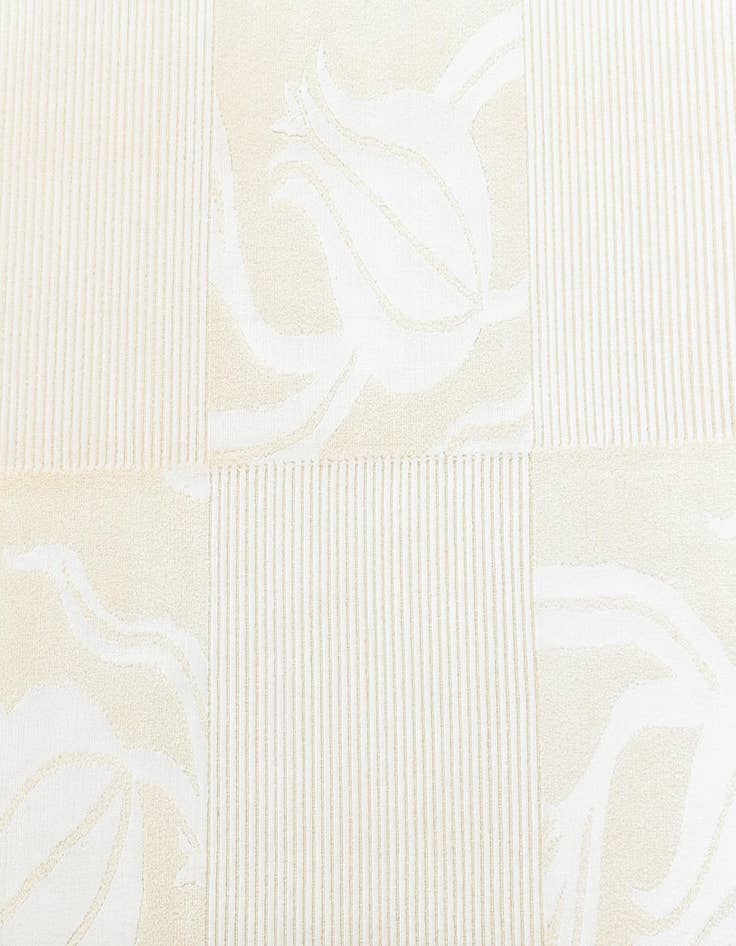 Detail image of  5' 9 x 7' 10  Hand Knotted Darya Wool Rug