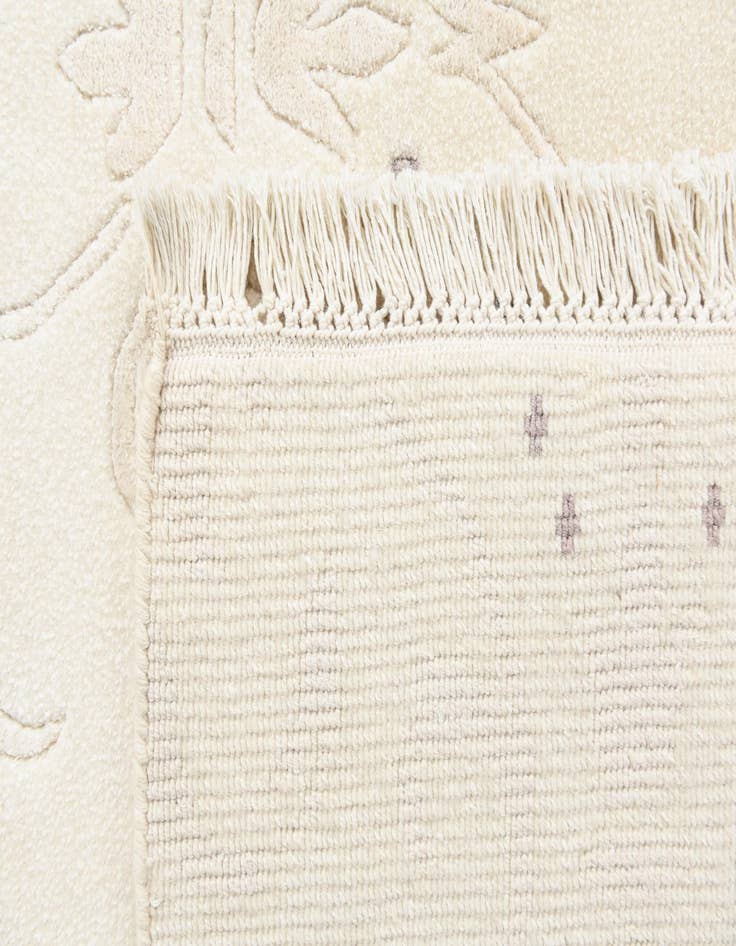 Detail image of  5' 5 x 7' 10  Hand Knotted Darya Wool Rug