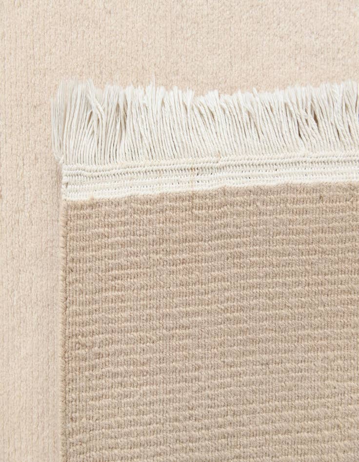 Detail image of  5' 7 x 7' 9  Hand Knotted Darya Wool Rug