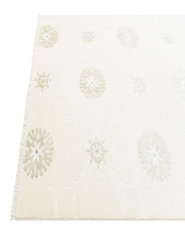 Detail image of  5' 6 x 8'  Hand Knotted Darya Wool Rug