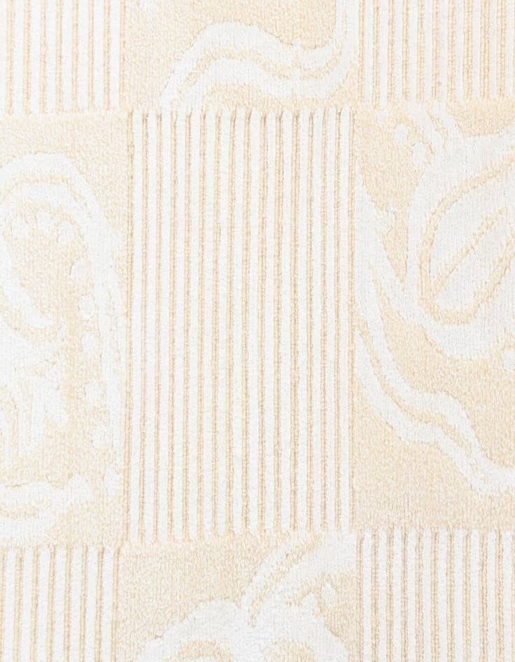 Detail image of  2' 7 x 4' 8  Hand Knotted Darya Wool Rug