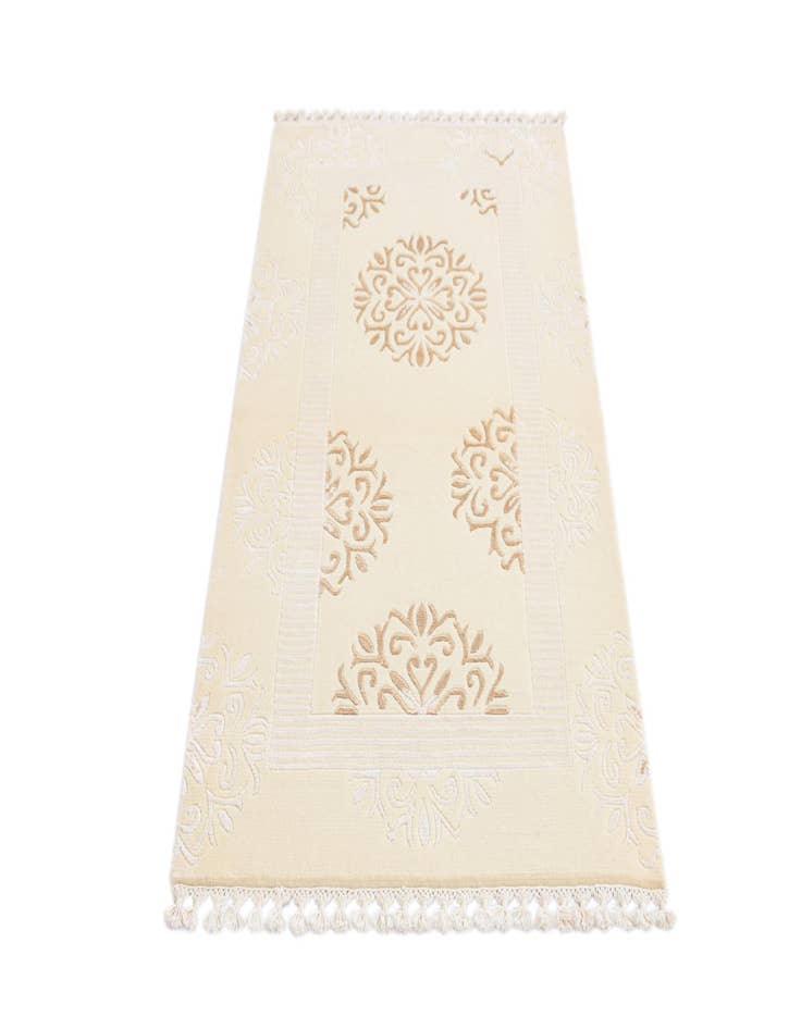 Detail image of  2' 7 x 4' 7  Hand Knotted Darya Wool Rug