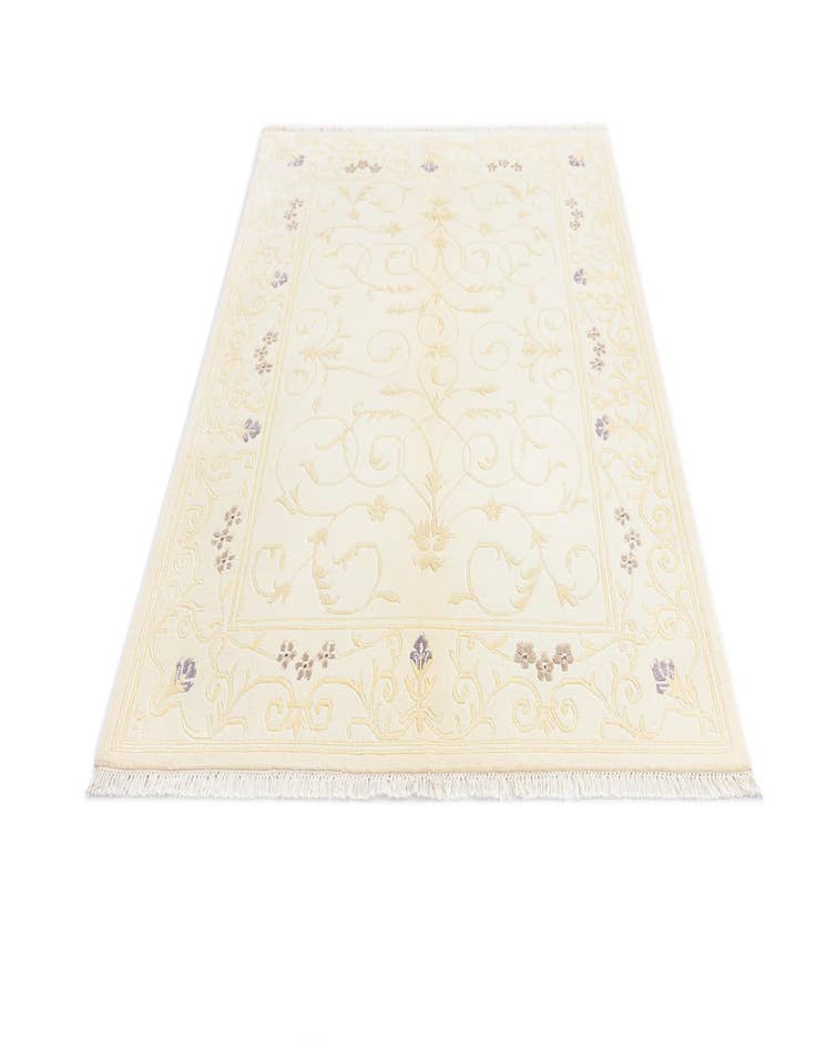 Detail image of  4' 11 x 6' 7  Hand Knotted Darya Rug