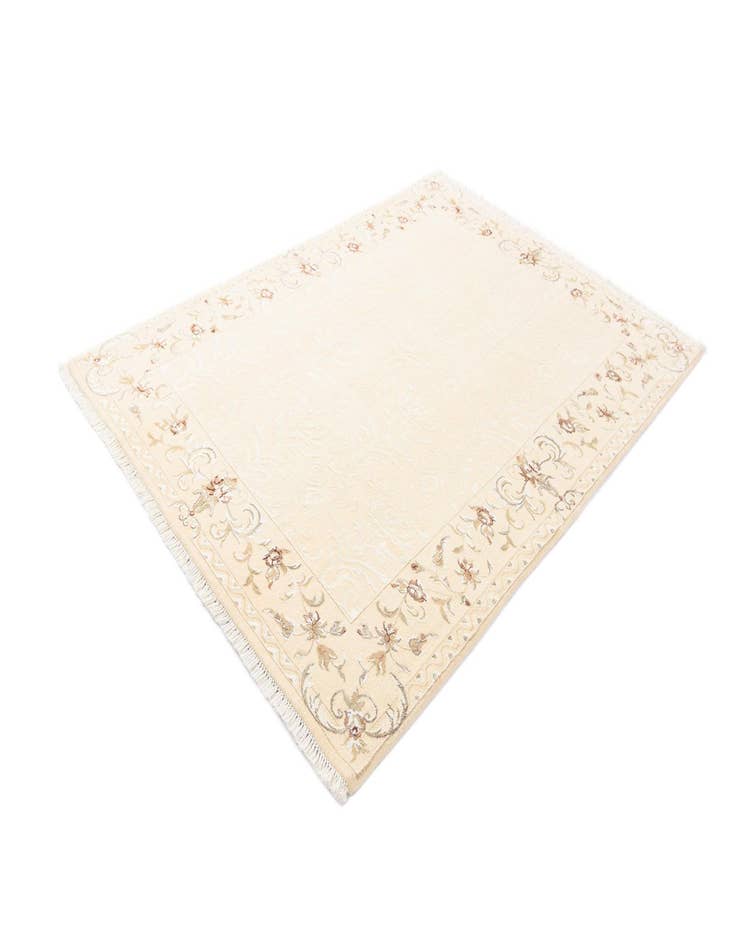 Detail image of  5' 9 x 7' 10 Darya Rug