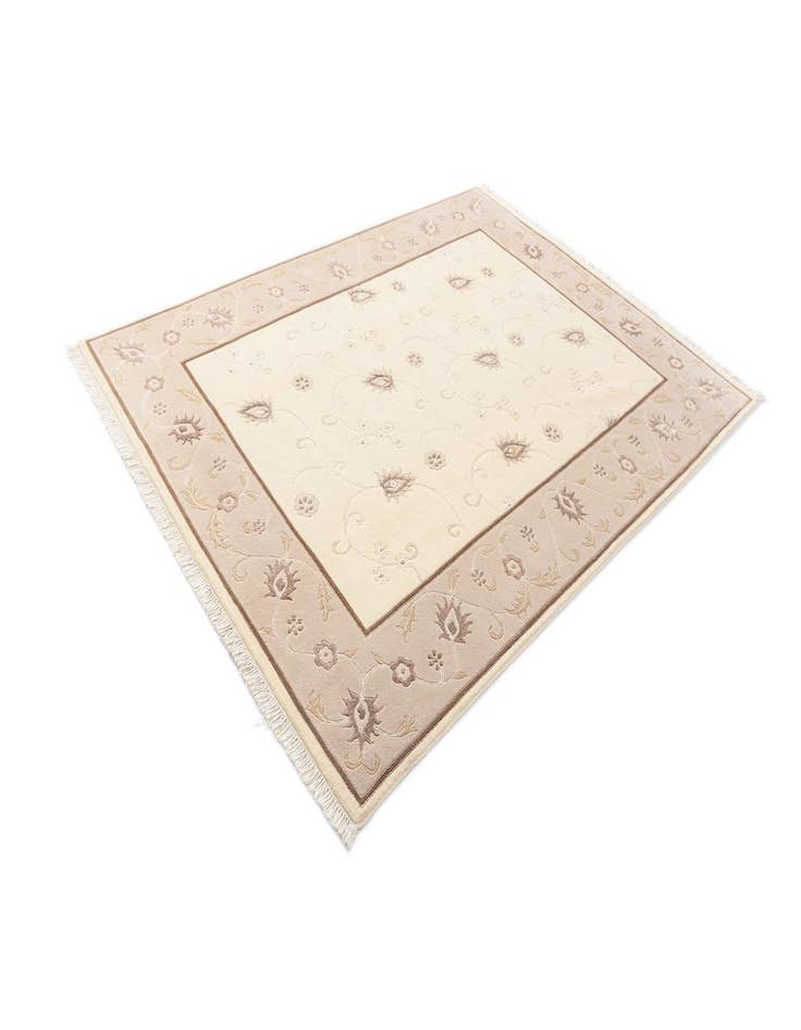 Detail image of  5' 10 x 8' Darya Rug