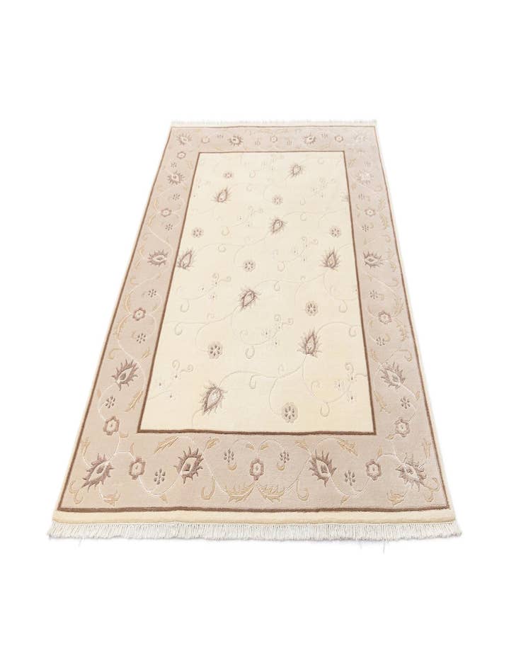 Detail image of  5' 10 x 8' Darya Rug