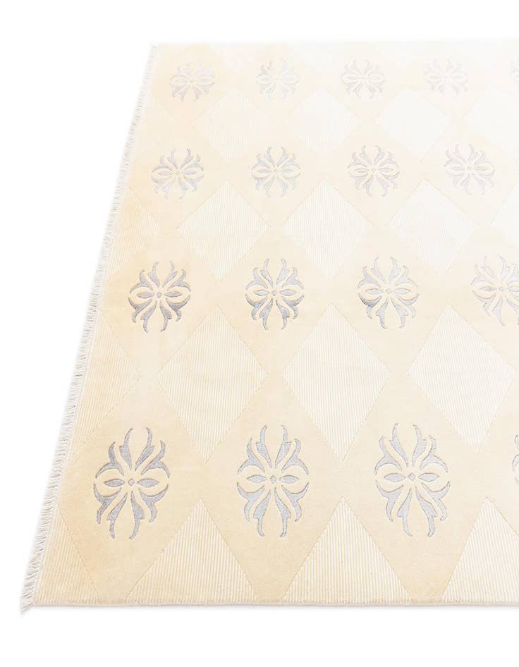 Detail image of  6' 7 x 9' 10  Hand Knotted Darya Wool Rug