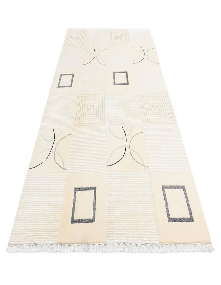 Detail image of  6' 7 x 9' 11  Hand Knotted Darya Rug