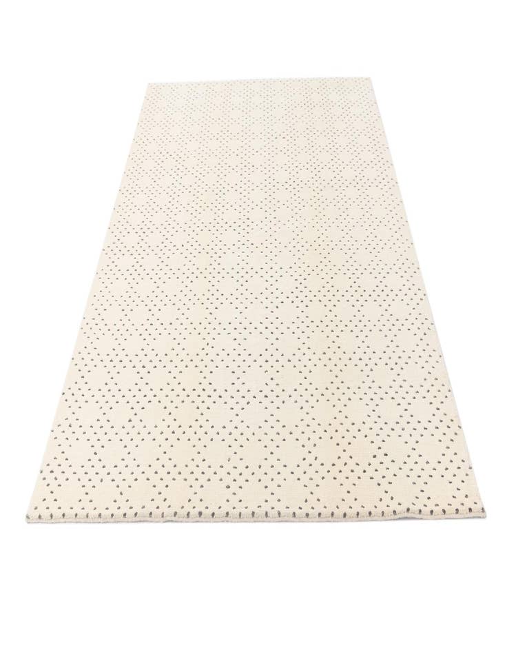 Detail image of  5' 7 x 7' 11 Darya Rug