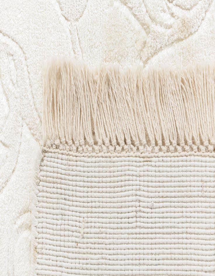 Detail image of  3' 11 x 5' 11 Darya Rug