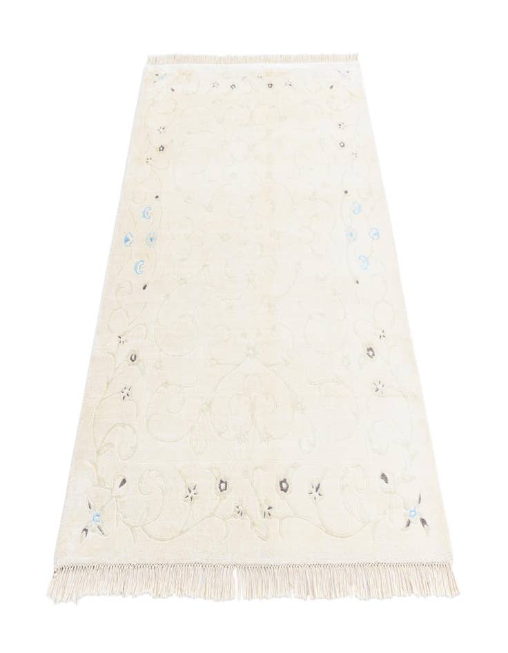 Detail image of  3' 11 x 5' 10 Darya Rug