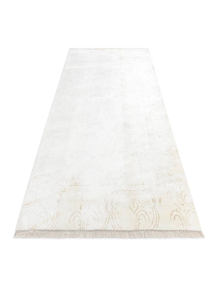 Detail image of  6' 6 x 9' 10 Darya Rug