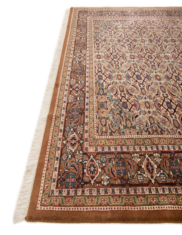 Detail image of  6' 7 x 8' 5  Hand Knotted Farahan Wool Rug