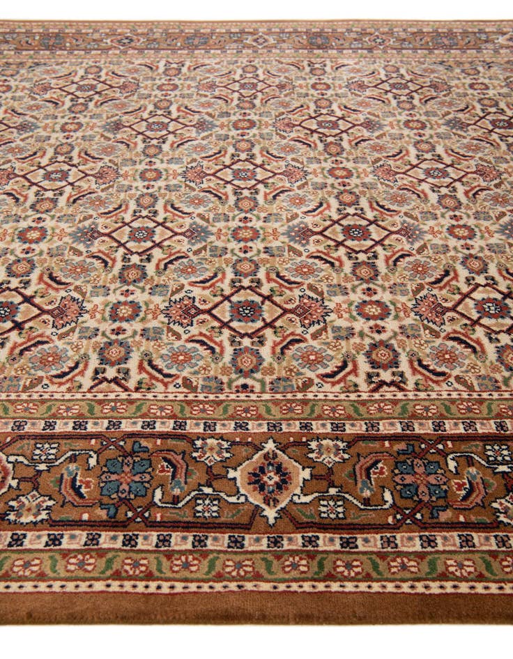 Detail image of  6' 7 x 8' 5  Hand Knotted Farahan Wool Rug