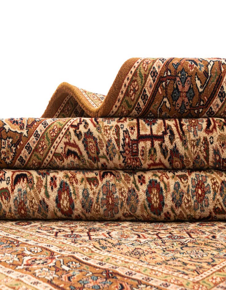 Detail image of  6' 7 x 8' 5  Hand Knotted Farahan Wool Rug