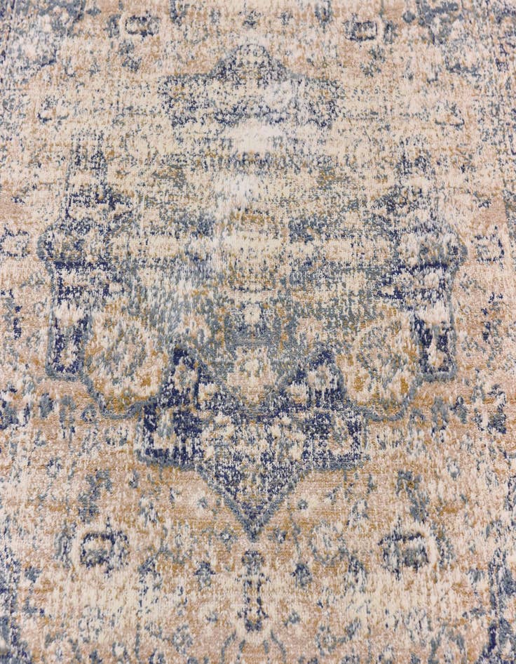 Detail image of  5' 3 x 7' 3 Fleur Rug