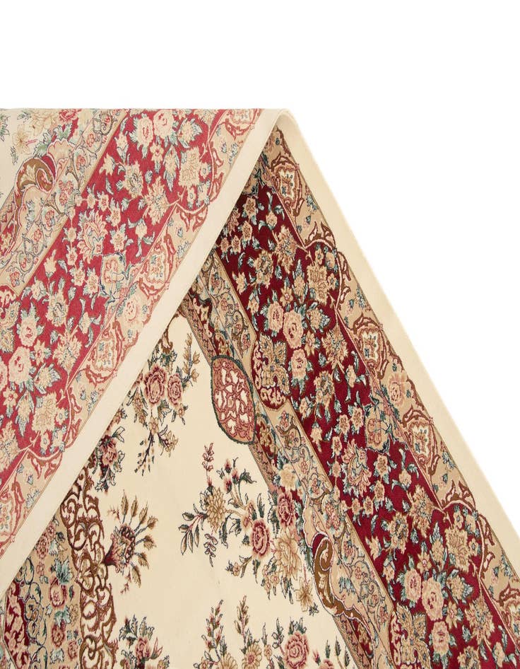 Detail image of  4' 9 x 7' 3 Ghom Design Rug