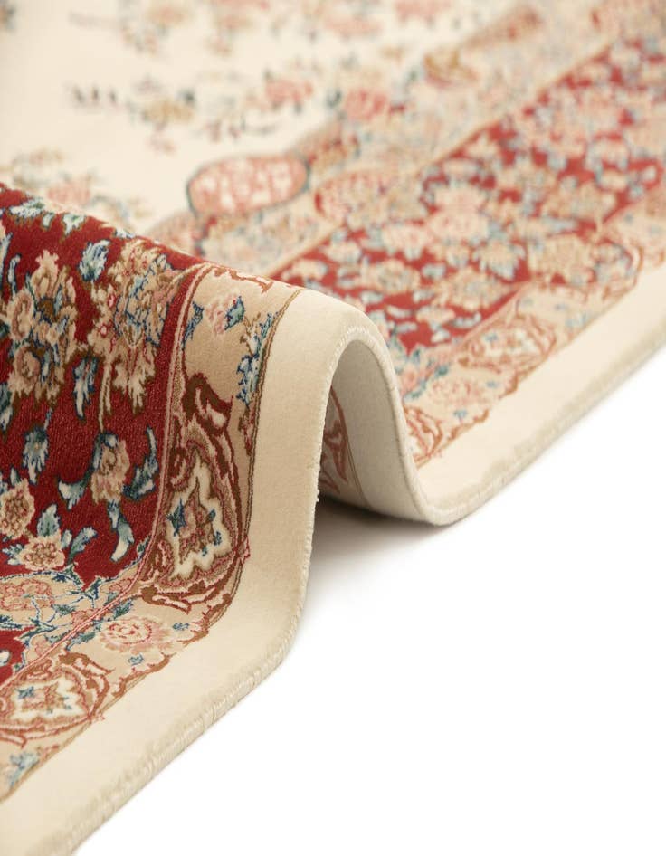 Detail image of  4' 9 x 7' 2 Ghom Design Rug