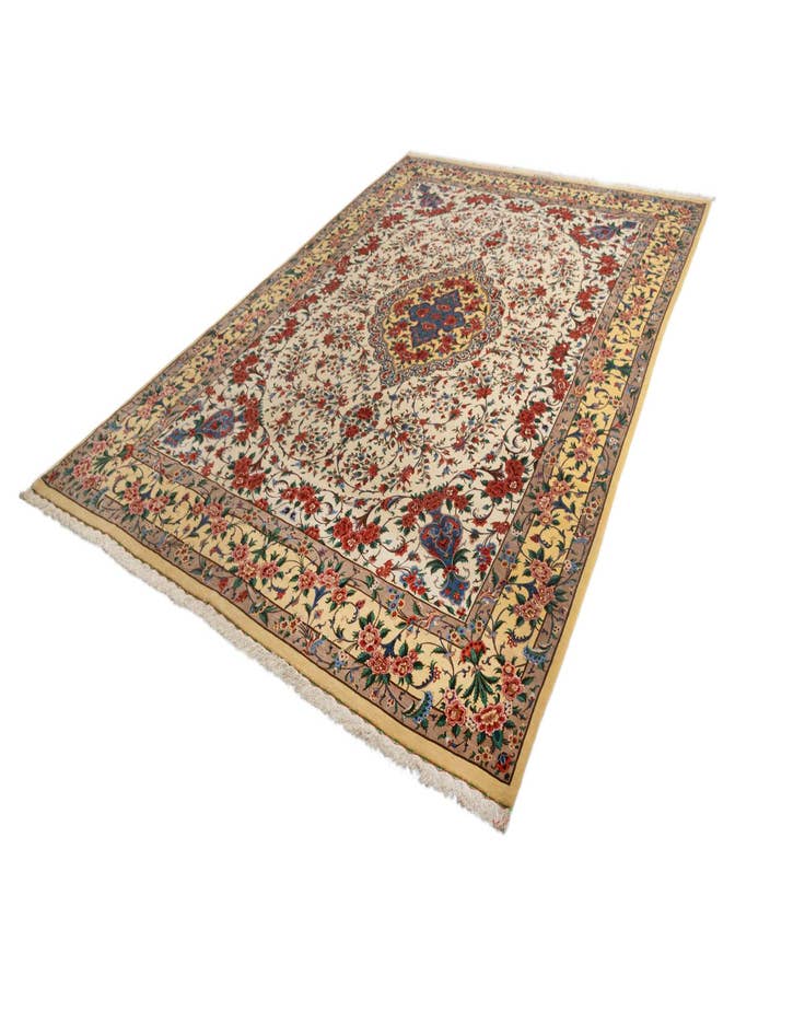 Detail image of  9' 7 x 13' 11 Ghom Wool Rug