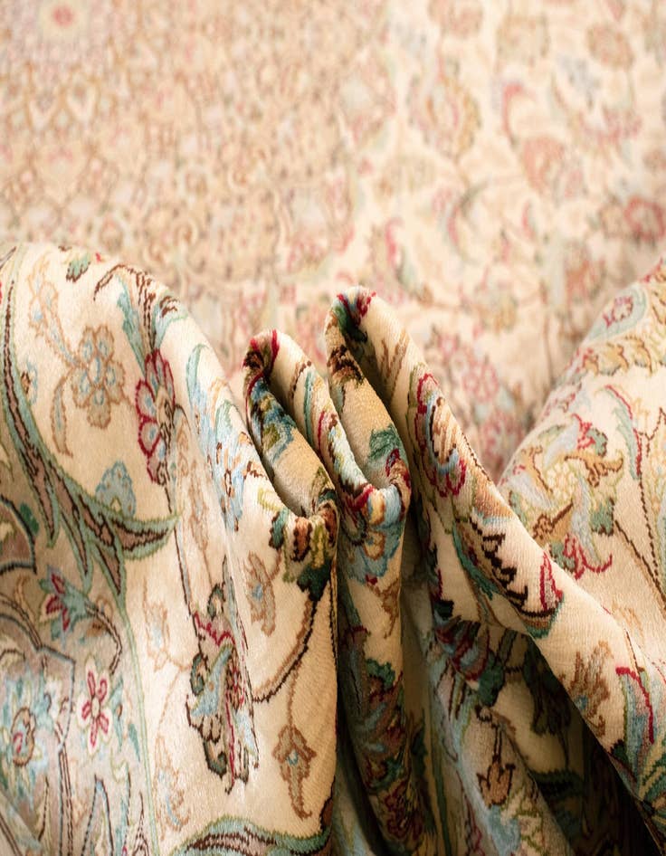 Detail image of  6' 6 x 9' 10 Ghom Silk Rug