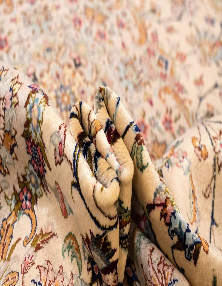 Detail image of  4' 3 x 6' 7 Ghom Silk Rug