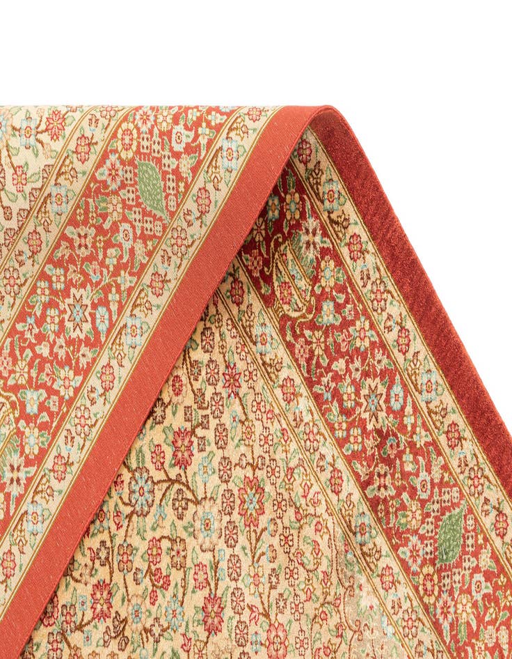 Detail image of  2' 7 x 4' Ghom Silk Rug