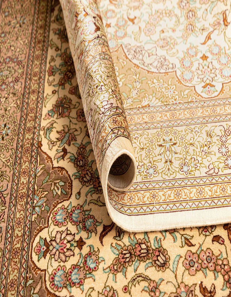 Detail image of  3' 3 x 5' Ghom Silk Rug