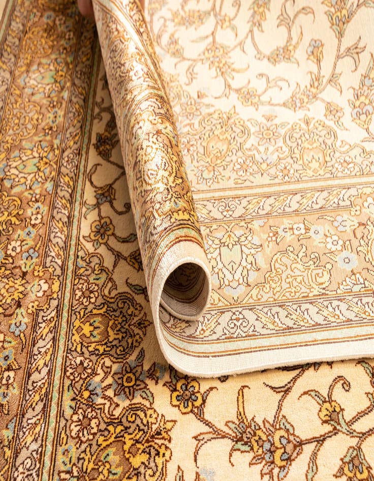 Detail image of  3' 5 x 4' 10 Ghom Silk Rug