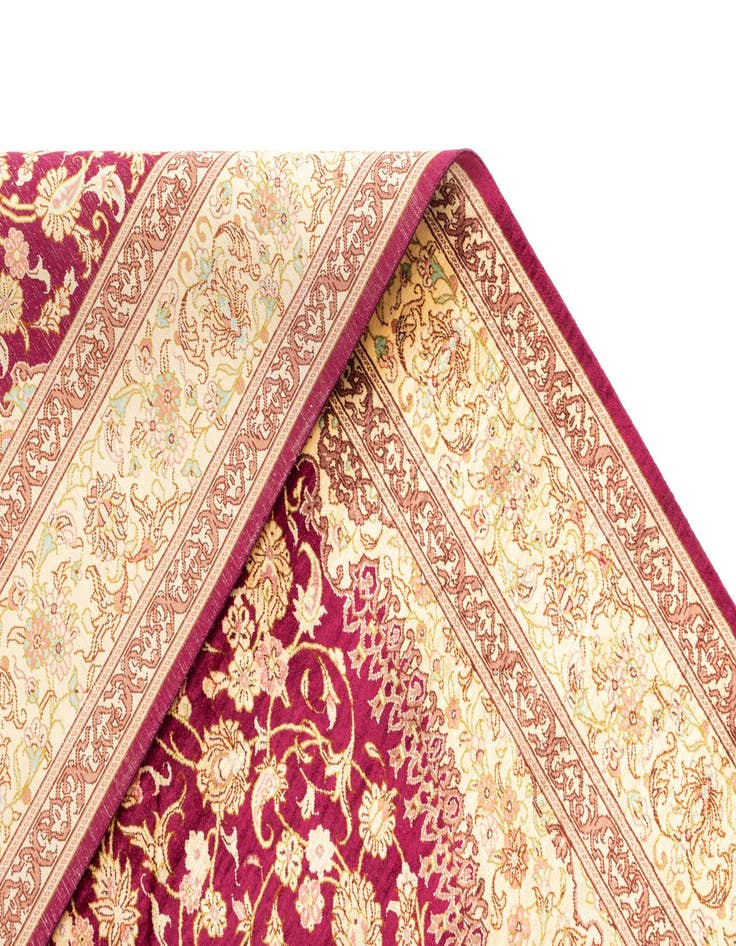 Detail image of  4' 3 x 6' 7 Ghom Silk Rug