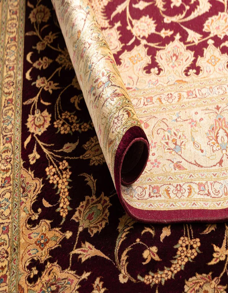 Detail image of  4' 4 x 6' 9 Ghom Silk Rug