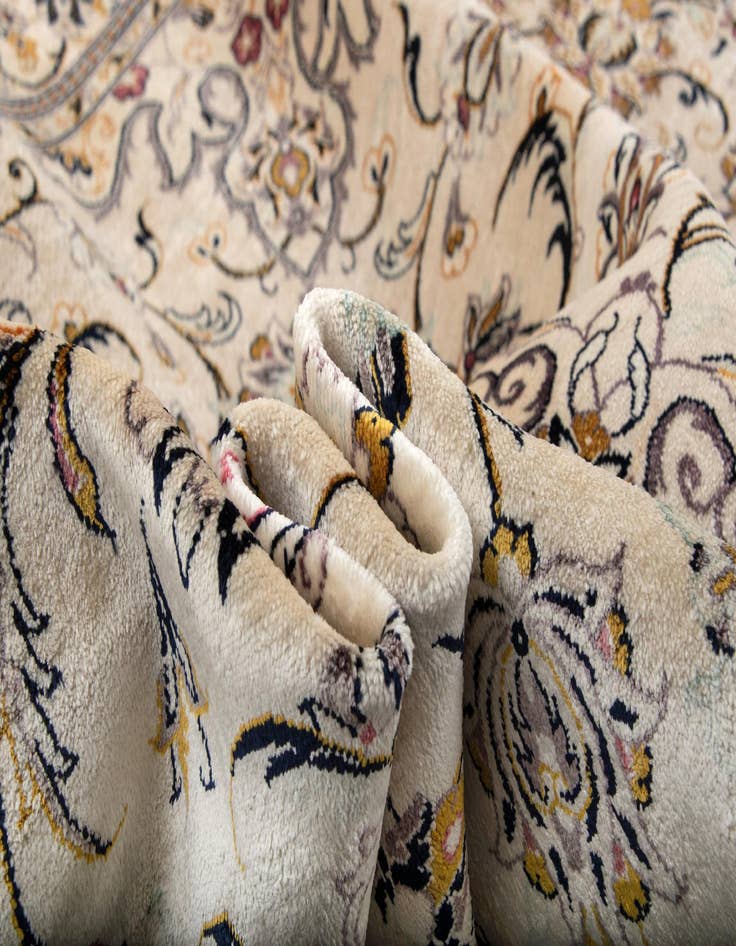 Detail image of  9' 8 x 13' 5 Ghom Silk Rug