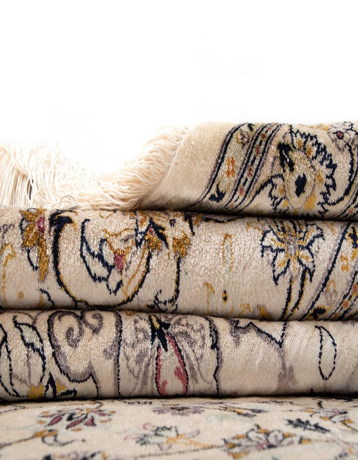 Detail image of  9' 8 x 13' 5 Ghom Silk Rug