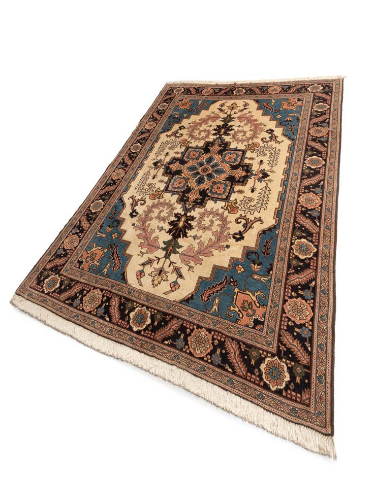 Detail image of  9' 9 x 10' 11 Hamedan Wool Rug