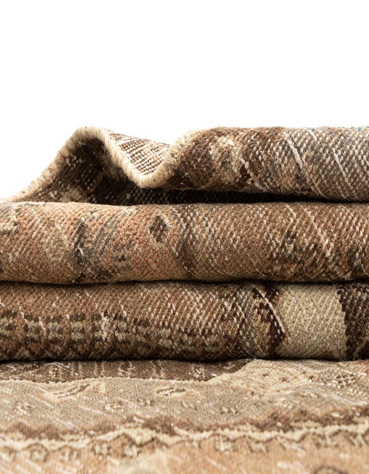 Detail image of  4' 2 x 6' 1 Hamedan Wool Rug