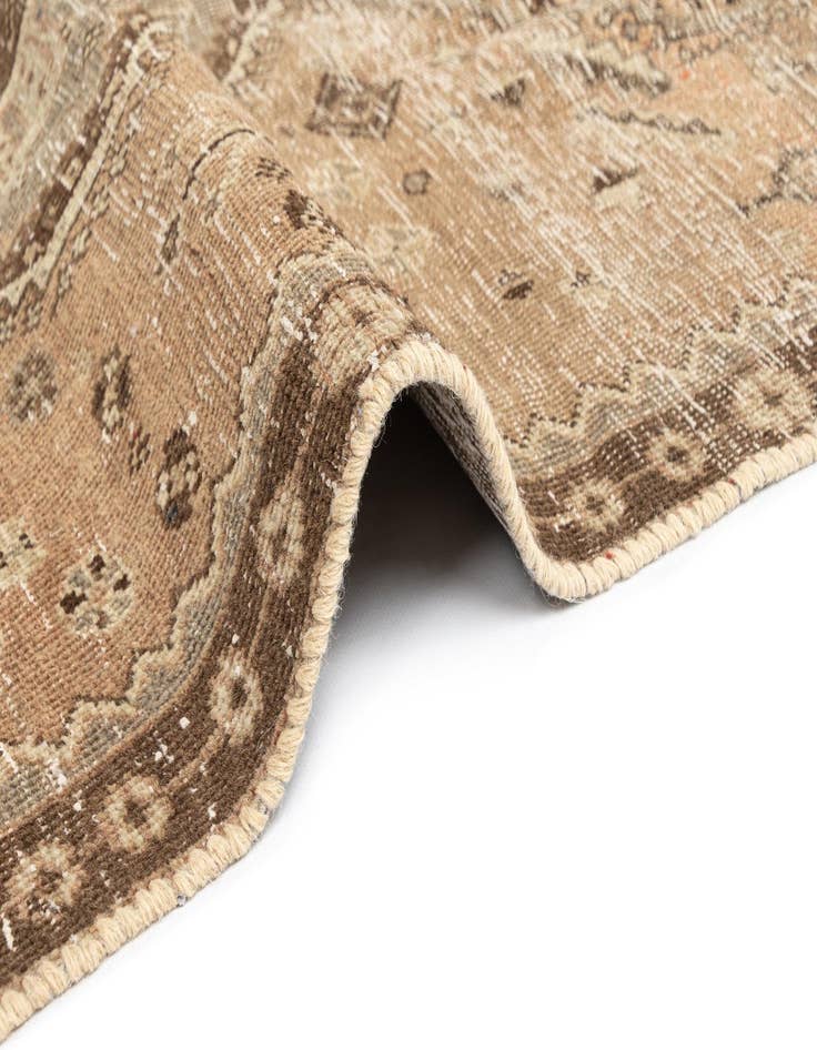 Detail image of  4' 2 x 6' 1 Hamedan Wool Rug