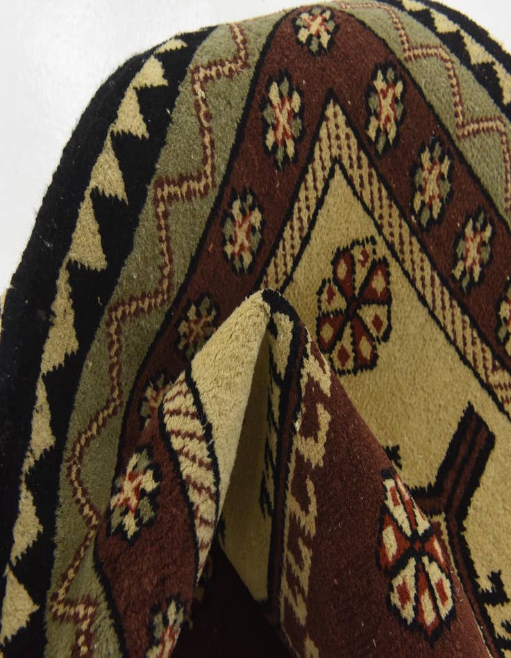 Detail image of  3' x 5' 3  Hand Knotted Hamedan Wool Rug