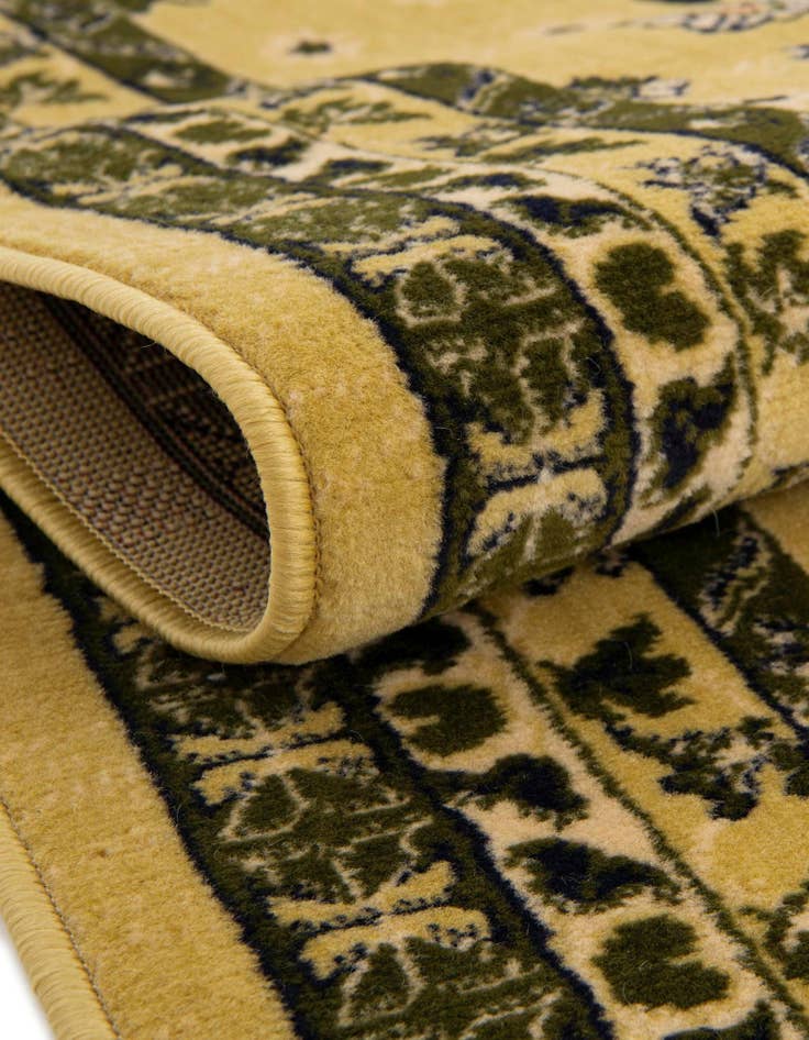 Detail image of  9' x 12' Heris Rug