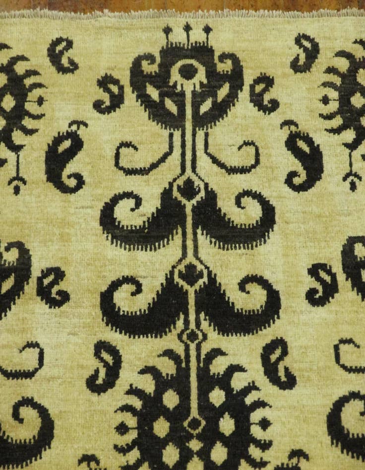 Detail image of  8' 2 x 9' 6  Hand Knotted Ikat Oriental Rug