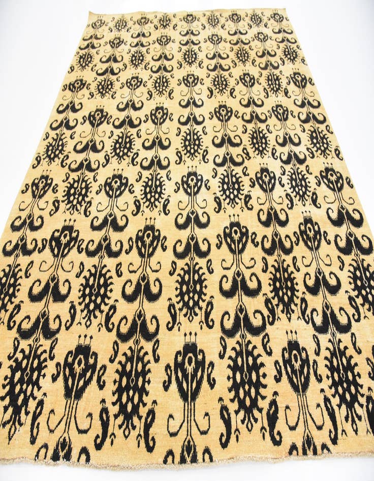 Detail image of  8' 2 x 9' 6  Hand Knotted Ikat Oriental Rug