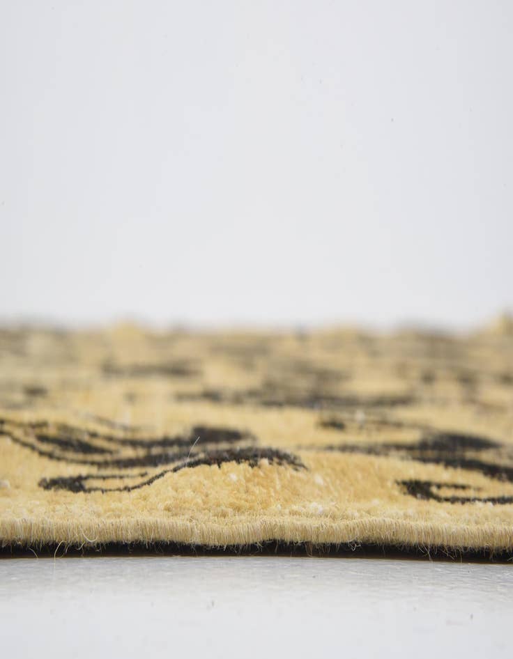 Detail image of  8' 2 x 9' 6  Hand Knotted Ikat Oriental Rug