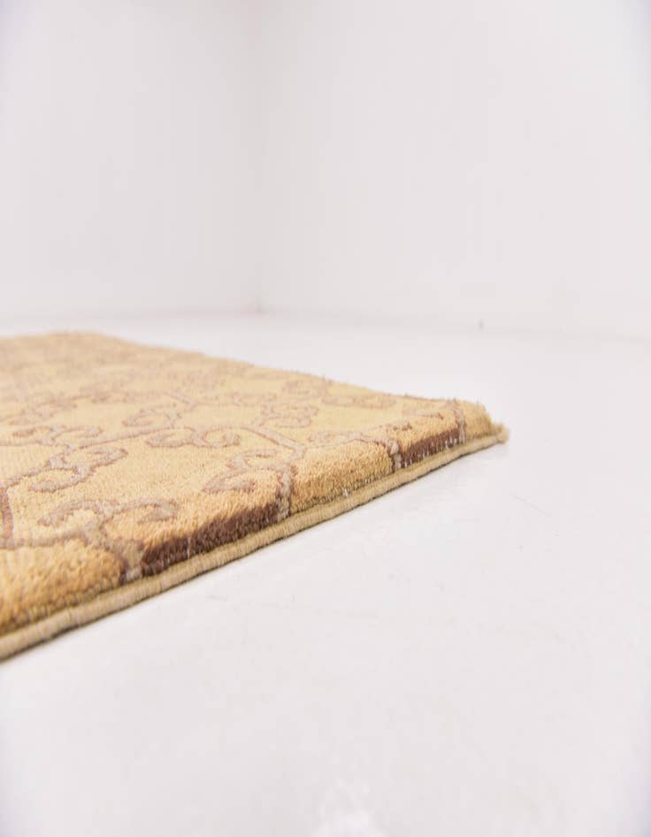 Detail image of  5' x 6' 6  Hand Knotted Ikat Oriental Rug