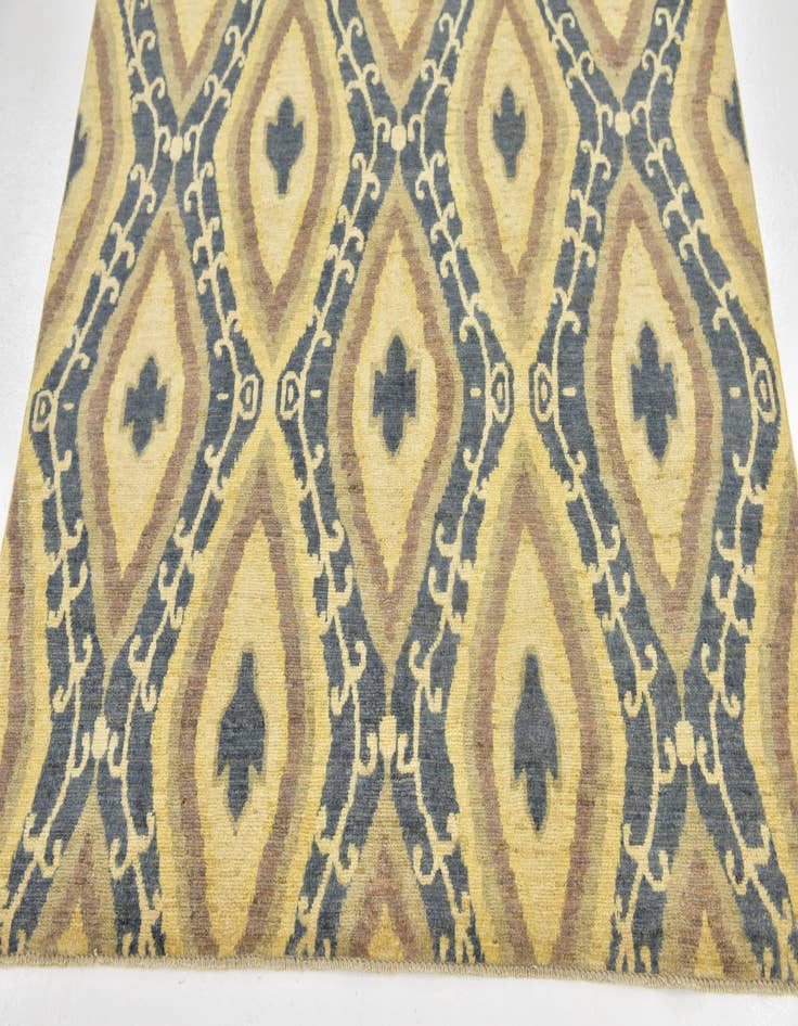 Detail image of  5' x 6' 5  Hand Knotted Ikat Rug