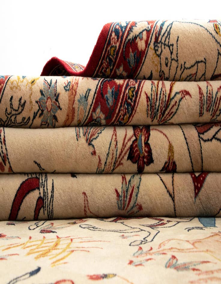 Detail image of  5' 3 x 7' 5 Isfahan Rug