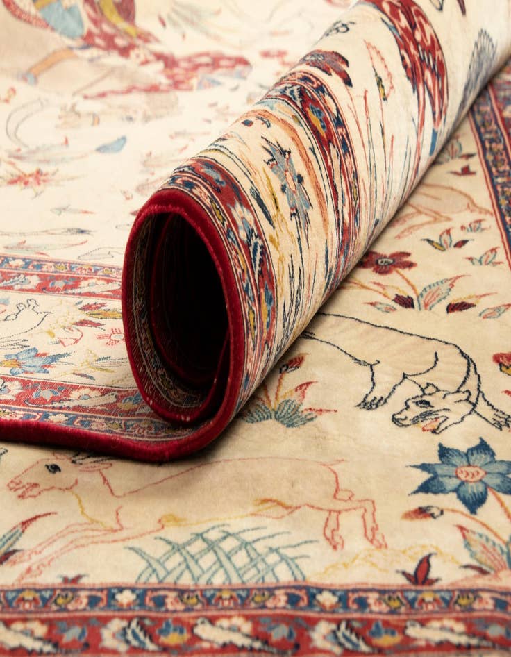 Detail image of  5' 3 x 7' 5 Isfahan Rug