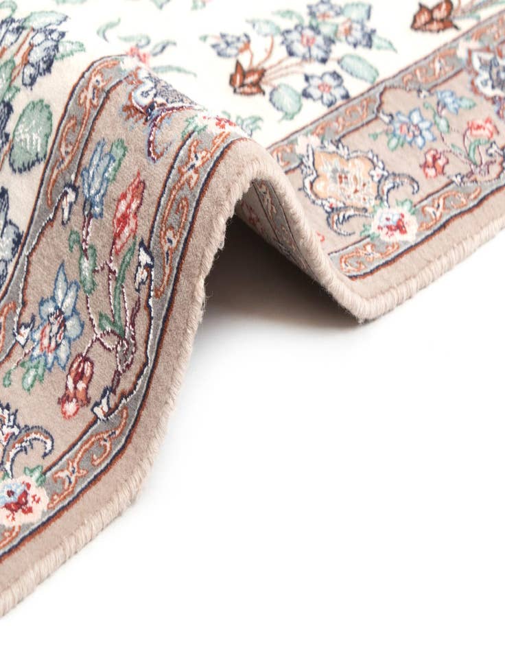 Detail image of  2' 9 x 9' 10  Hand Knotted Isfahan Rug