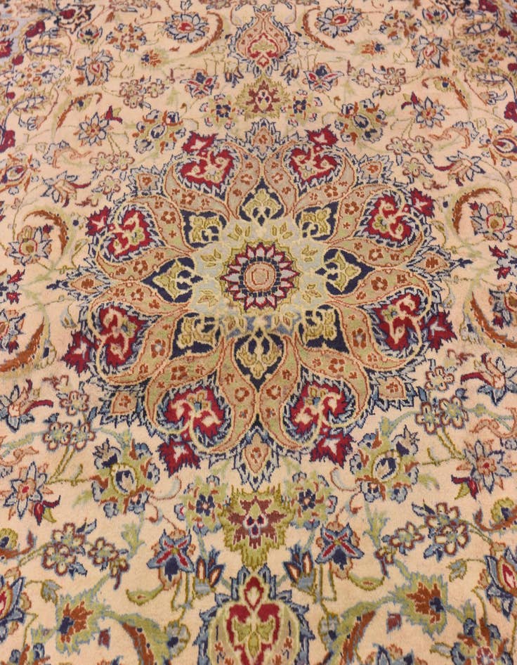 Detail image of 9' 8 x 12' 8 Hand Knotted Isfahan Persian Wool Rug