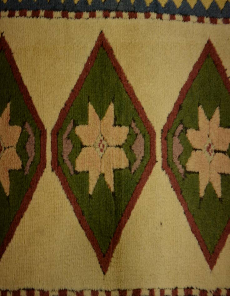 Detail image of  1' 9 x 3' 5  Hand Knotted Kars Wool Rug