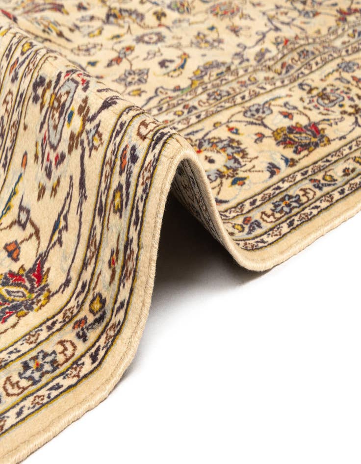 Detail image of  6' 8 x 10' 3 Kashan Rug