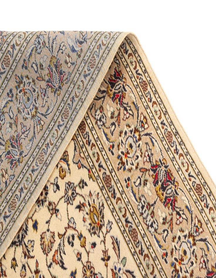 Detail image of  6' 7 x 10' 2 Kashan Rug