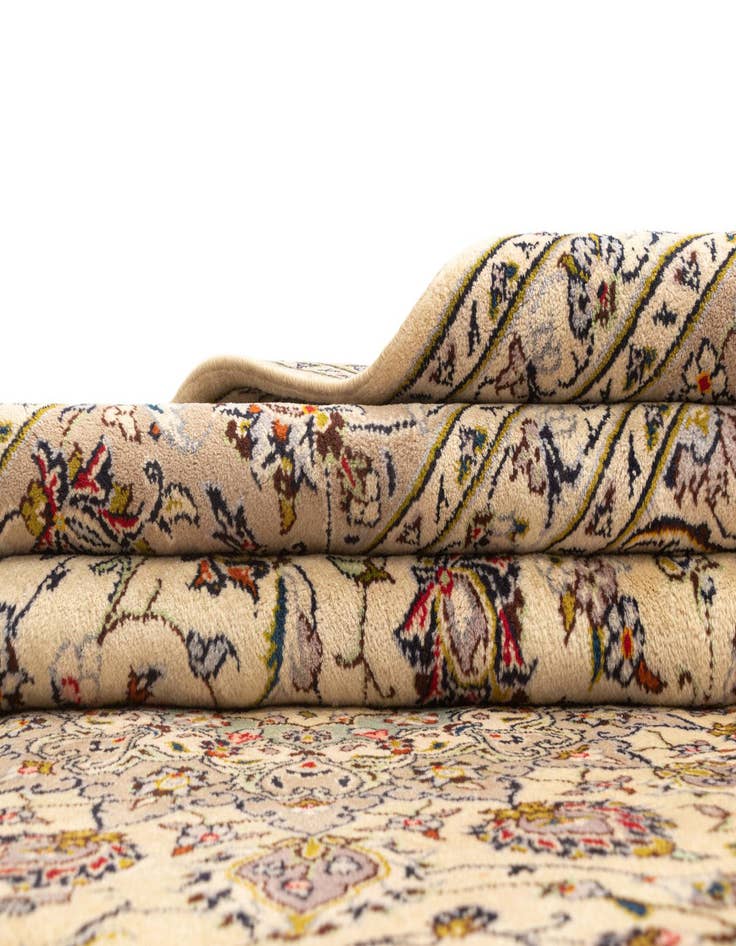 Detail image of  8' 1 x 11' 4 Kashan Rug